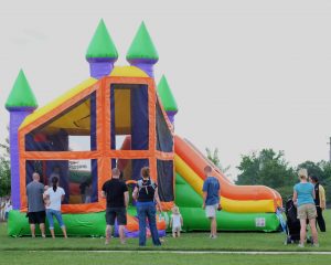 Combo bounce house
